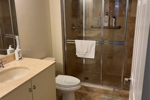 Condo in Miami, Florida, 3 bedrooms  № 1206781 - photo 12