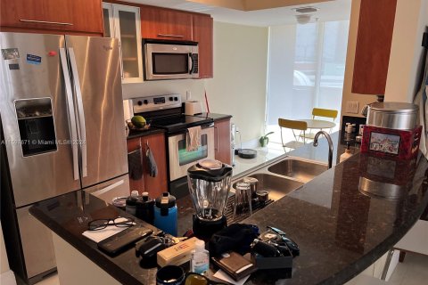 Condo in Miami, Florida, 3 bedrooms  № 1206781 - photo 5