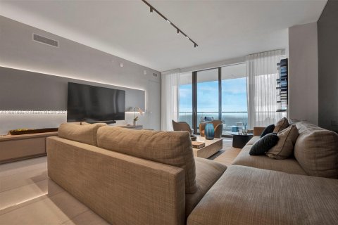 Copropriété à louer à Sunny Isles Beach, Floride: 4 chambres, 249.16 m2 № 1368933 - photo 9