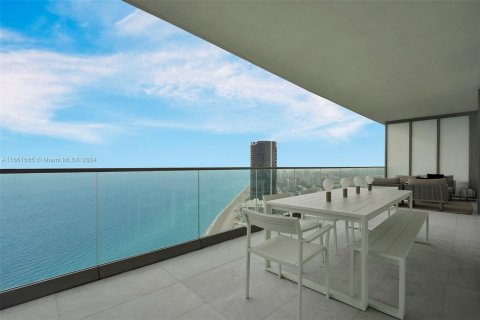 Copropriété à louer à Sunny Isles Beach, Floride: 4 chambres, 249.16 m2 № 1368933 - photo 3