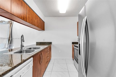 Condominio en venta en Miami, Florida, 1 dormitorio, 72.28 m2 № 1368934 - foto 14