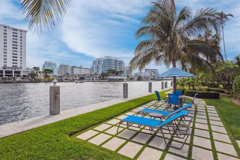 Condo in Fort Lauderdale, Florida, 1 bedroom  № 1000171 - photo 18