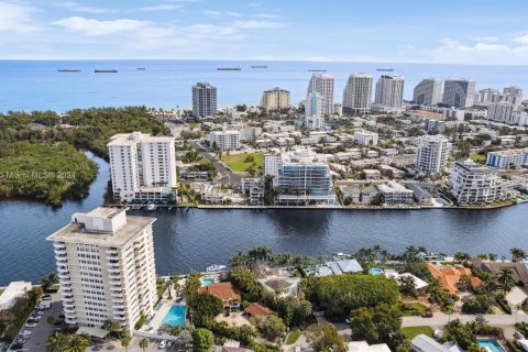 Condo in Fort Lauderdale, Florida, 1 bedroom  № 1000171 - photo 23