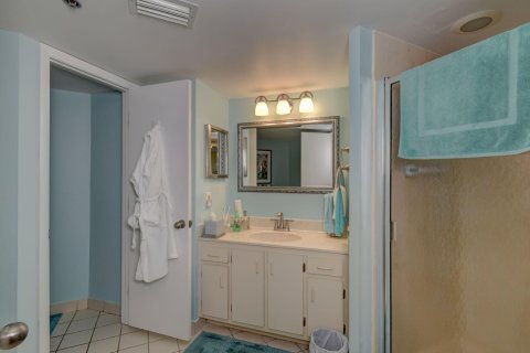 Condominio en venta en Hutchinson Island South, Florida, 3 dormitorios, 173.45 m2 № 856026 - foto 24