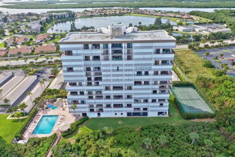 Condominio en venta en Hutchinson Island South, Florida, 3 dormitorios, 173.45 m2 № 856026 - foto 3