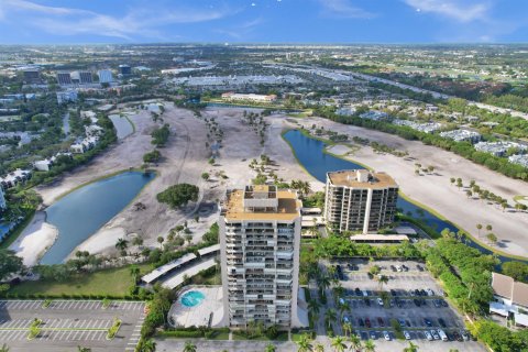 Condo in West Palm Beach, Florida, 2 bedrooms  № 1100658 - photo 10