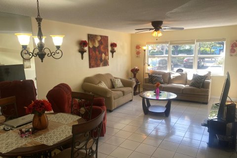 Condominio en venta en Lake Worth, Florida, 1 dormitorio, 71.26 m2 № 786266 - foto 8