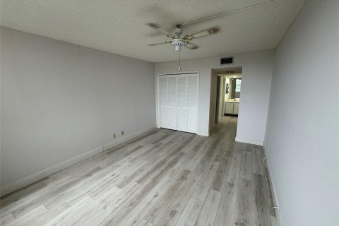 Copropriété à vendre à Pompano Beach, Floride: 3 chambres, 158.86 m2 № 1182510 - photo 6