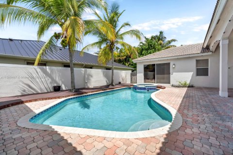 Villa ou maison à vendre à Miramar, Floride: 4 chambres, 287.25 m2 № 1173076 - photo 7