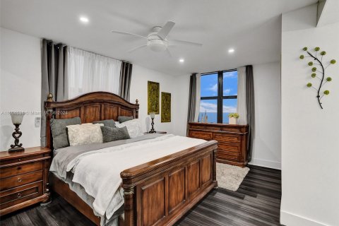 Copropriété à vendre à Hollywood, Floride: 2 chambres, 130.06 m2 № 1226436 - photo 18