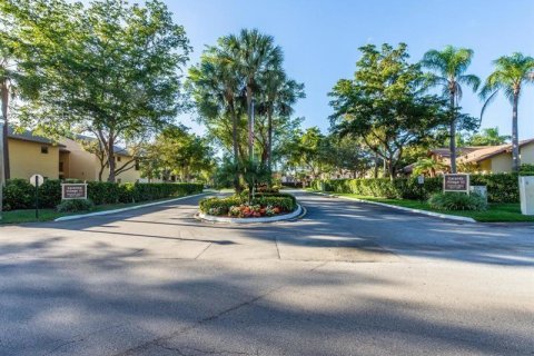 Condo in Coconut Creek, Florida, 2 bedrooms  № 1101186 - photo 8