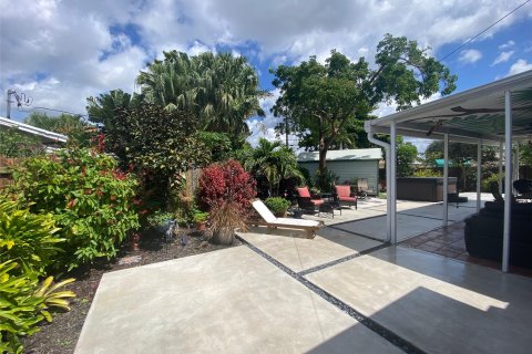 Villa ou maison à vendre à Hollywood, Floride: 4 chambres, 199.37 m2 № 848107 - photo 20