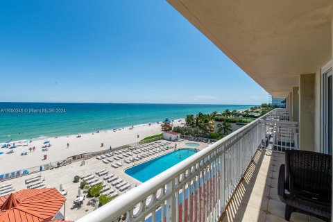 Condo in Sunny Isles Beach, Florida, 1 bedroom  № 1333004 - photo 14