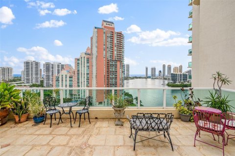 Condominio en venta en Aventura, Florida, 3 dormitorios, 231.98 m2 № 1333099 - foto 6