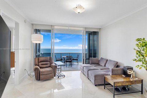 Condo in Sunny Isles Beach, Florida, 2 bedrooms  № 1333048 - photo 2