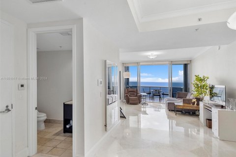 Condo in Sunny Isles Beach, Florida, 2 bedrooms  № 1333048 - photo 5