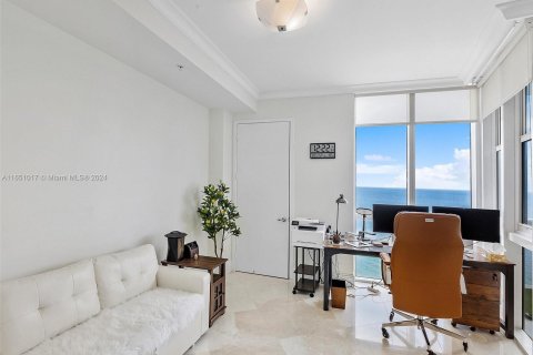 Condo in Sunny Isles Beach, Florida, 2 bedrooms  № 1333048 - photo 26