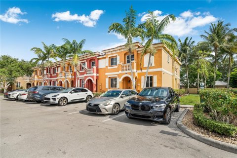 Adosado en venta en Miramar, Florida, 3 dormitorios, 139.54 m2 № 1328233 - foto 2