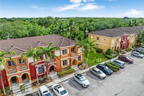 Adosado en venta en Miramar, Florida, 3 dormitorios, 139.54 m2 № 1328233 - foto 29