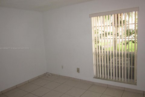 Condominio en venta en Miami, Florida, 1 dormitorio № 1368879 - foto 7