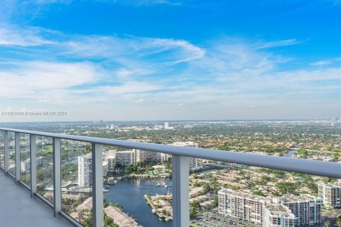 Copropriété à louer à Hollywood, Floride: 2 chambres, 100.33 m2 № 1368923 - photo 13