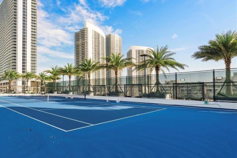 Condominio en alquiler en Hollywood, Florida, 2 dormitorios, 100.33 m2 № 1368923 - foto 22