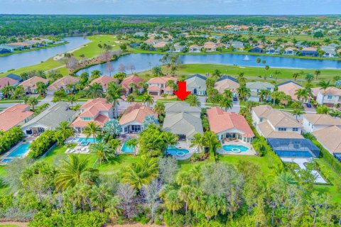 Villa ou maison à vendre à Jupiter, Floride: 4 chambres, 331.57 m2 № 1136293 - photo 4