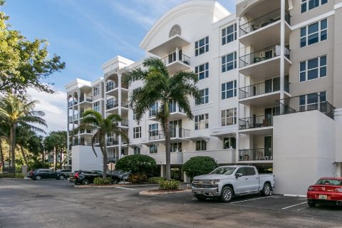 Condo in Deerfield Beach, Florida, 2 bedrooms  № 945014 - photo 14