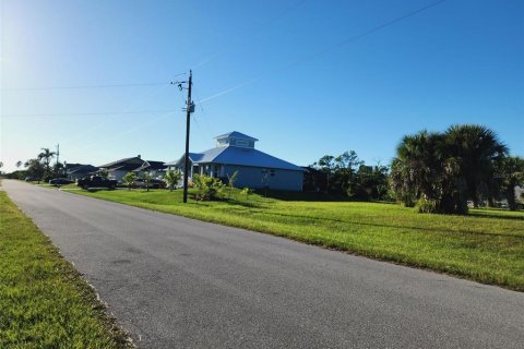 Terreno en venta en Port Charlotte, Florida № 847644 - foto 20