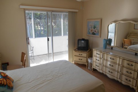 Condo in Delray Beach, Florida, 2 bedrooms  № 935289 - photo 16