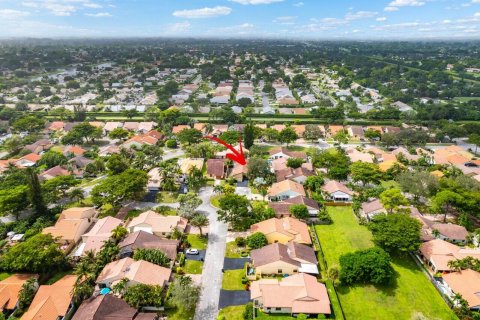 House in Delray Beach, Florida 3 bedrooms, 142.42 sq.m. № 962425 - photo 27