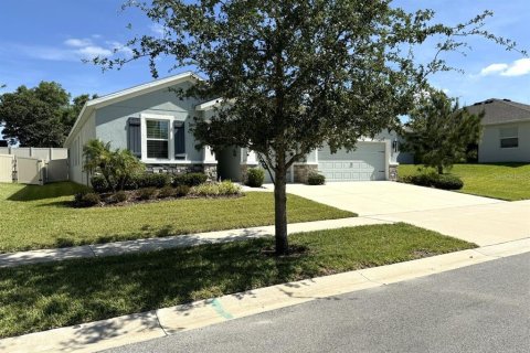 House in Brandon, Florida 4 bedrooms, 264.21 sq.m. № 1157067 - photo 4