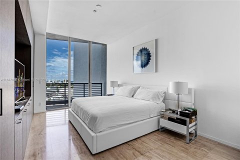 Condominio en venta en Miami Beach, Florida, 3 dormitorios, 201.13 m2 № 1332303 - foto 15