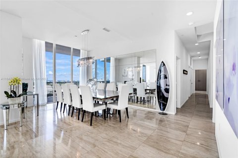 Condominio en venta en Miami Beach, Florida, 3 dormitorios, 201.13 m2 № 1332303 - foto 5