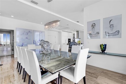 Condominio en venta en Miami Beach, Florida, 3 dormitorios, 201.13 m2 № 1332303 - foto 6