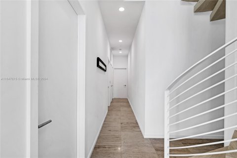 Copropriété à vendre à Miami Beach, Floride: 3 chambres, 201.13 m2 № 1332303 - photo 27