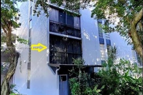 Condominio en venta en Miami, Florida, 2 dormitorios, 83.61 m2 № 1332806 - foto 3