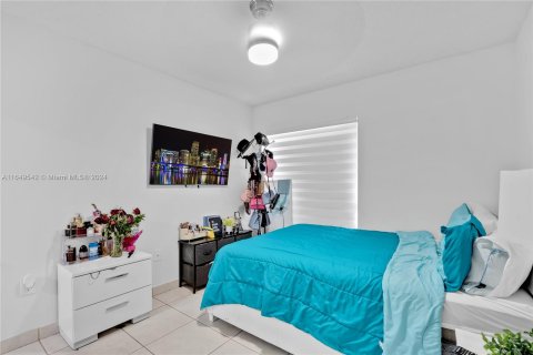 Townhouse in Miami, Florida 3 bedrooms, 138.33 sq.m. № 1332752 - photo 22