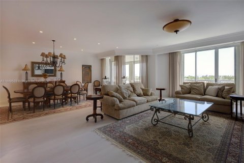 Copropriété à vendre à Aventura, Floride: 3 chambres, 283.35 m2 № 1332751 - photo 4