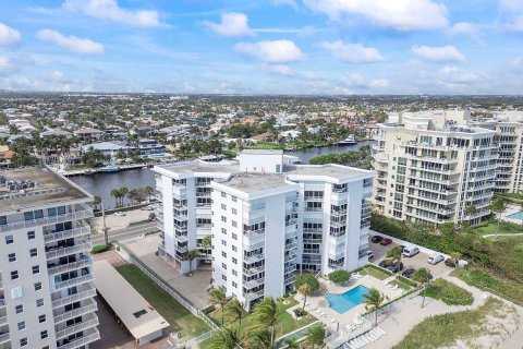 Condo in Hillsboro Beach, Florida, 2 bedrooms  № 928025 - photo 8