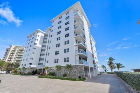 Condominio en venta en Hillsboro Beach, Florida, 2 dormitorios, 98.48 m2 № 928025 - foto 2
