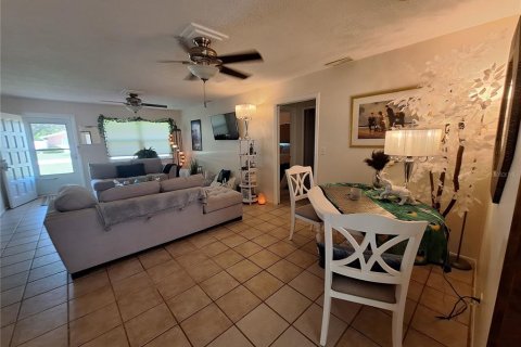 Casa en alquiler en Venice, Florida, 2 dormitorios, 108.7 m2 № 1368448 - foto 3