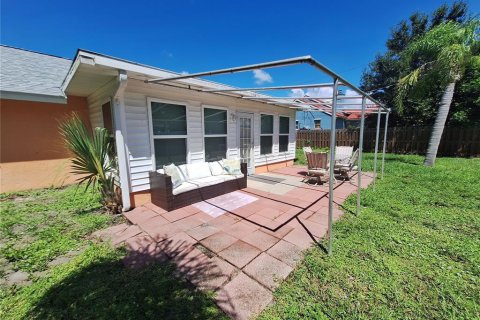 House in Venice, Florida 2 bedrooms, 108.7 sq.m. № 1368448 - photo 15