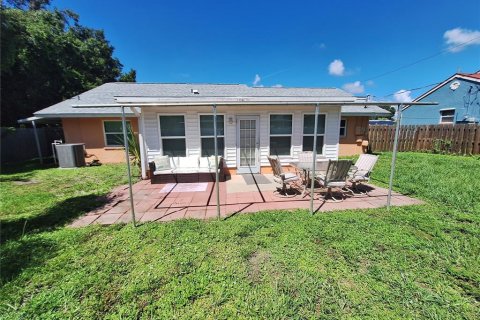 Villa ou maison à louer à Venice, Floride: 2 chambres, 108.7 m2 № 1368448 - photo 16