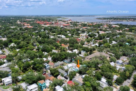 Villa ou maison à vendre à Saint Augustine, Floride: 3 chambres, 88.26 m2 № 768825 - photo 1