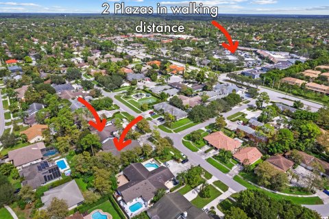 Immobilier commercial à vendre à Wellington, Floride: 401.34 m2 № 764936 - photo 9
