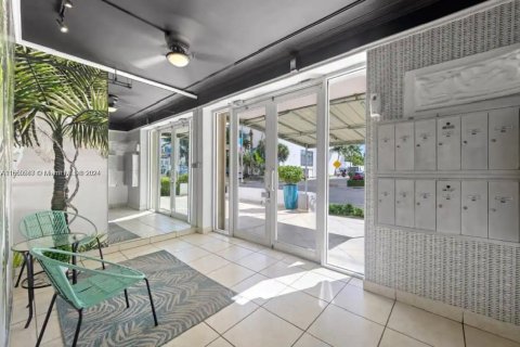 Copropriété à vendre à Miami Beach, Floride: 1 chambre, 39.76 m2 № 1364239 - photo 12