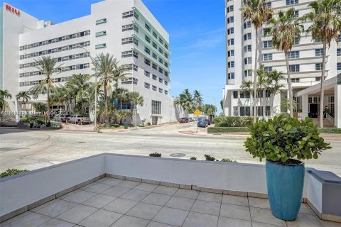 Copropriété à vendre à Miami Beach, Floride: 1 chambre, 39.76 m2 № 1364239 - photo 15