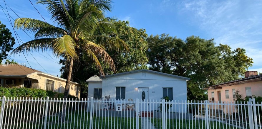 Коммерческая недвижимость в Майами, Флорида 150.5м2 № 5491