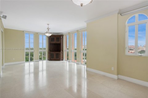 Condo in Coral Gables, Florida, 3 bedrooms  № 1234241 - photo 19